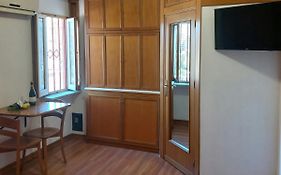 Miniappartamento Con Cucina